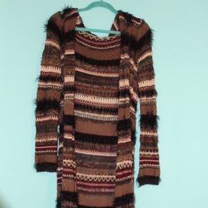 URBAN OTTFITTERS long sweater!